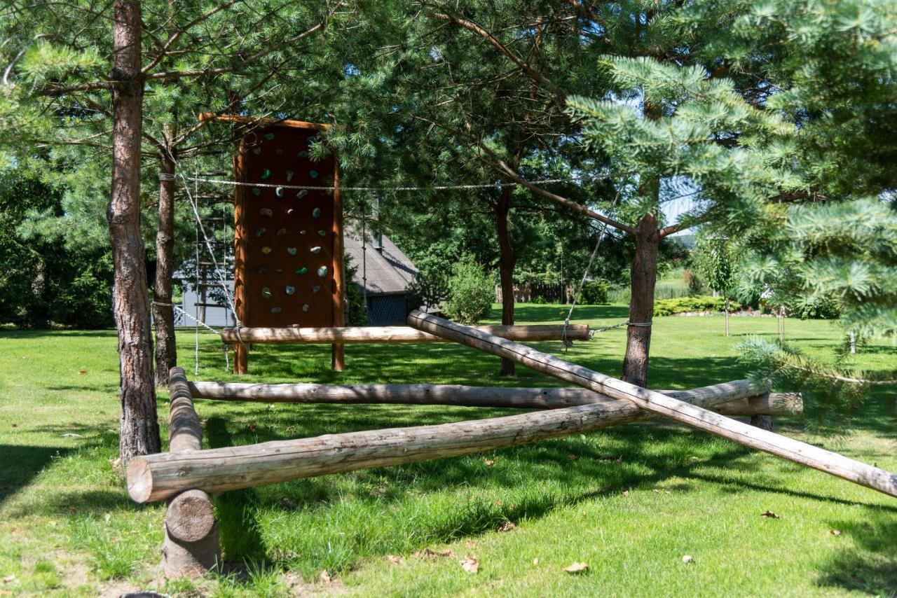 Namelis Prie Sirvintos Upes Su Pirtimi Villa Exterior photo